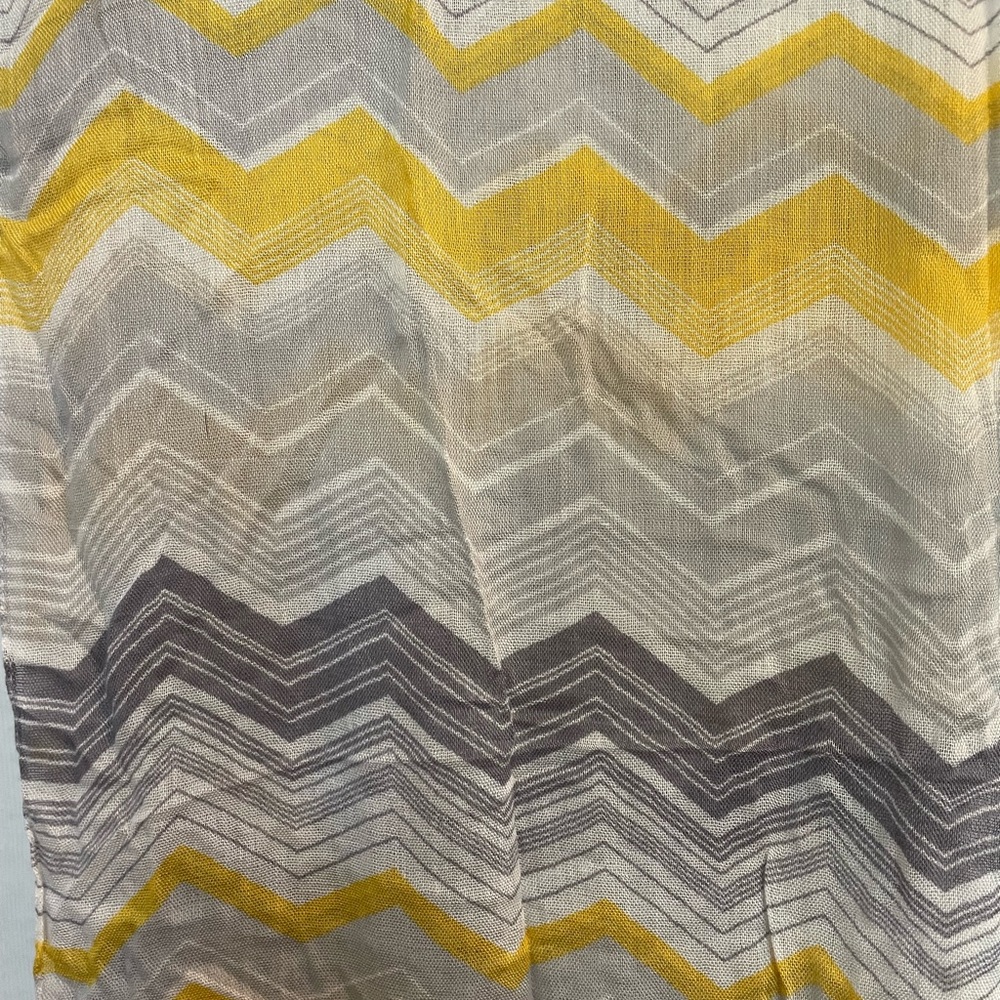 Banana Republic women’s scarf.